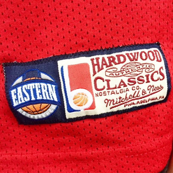 MITCHELL & NESS JORDAN JERSEY - Picture 3 of 4