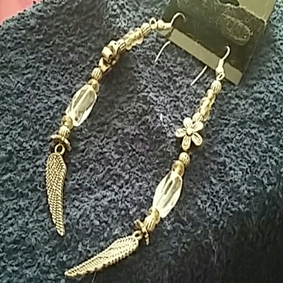 Women's fashion jewelry - Picture 2 of 3