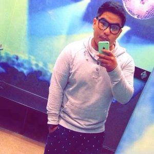 Meet your Posher, Dillon