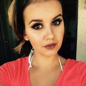 Meet your Posher, Jacqueline