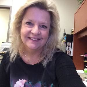 Meet your Posher, Lori