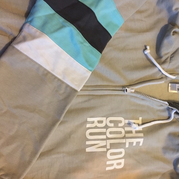NWOT "The Color Run" zip up hoodie! Small! - Picture 2 of 3