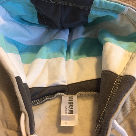 NWOT "The Color Run" zip up hoodie! Small! - Picture 3 of 3