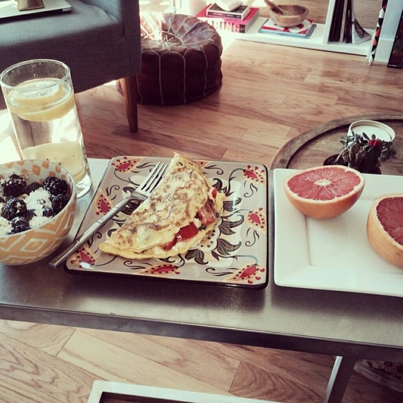 Meet your Posher, Donna - Picture 3 of 3