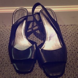 Banana Republic heels NWOT
