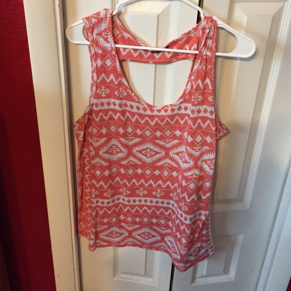 Tank top - Picture 1 of 2