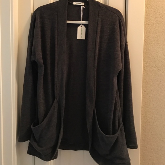 NWT Eloges olive green open cardigan with pockets
