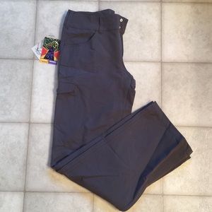 Stonewear Designs Cargo Pants- New with tag