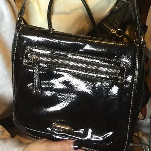 Cross body nine west and combined Ipad case.