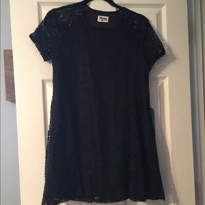 lace black dress