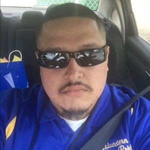 Meet your Posher, Anthony