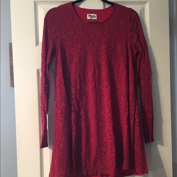 long sleeve lace dress