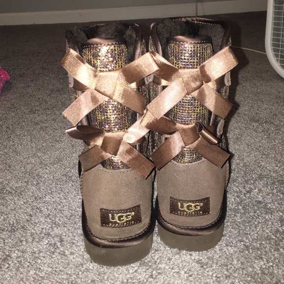 Size 7 UGG boots.👢