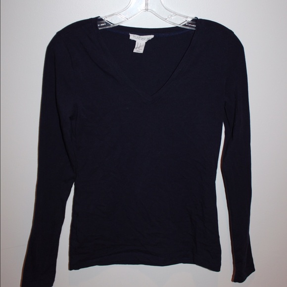 Navy v-neck