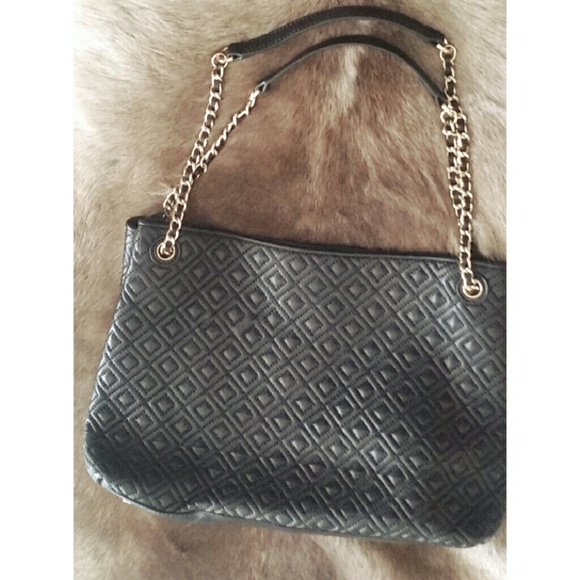 SOLD SOLD Marion Quilted Chain Shoulder Bag Black - Picture 2 of 4