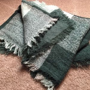 Plaid oversized blanket scarf