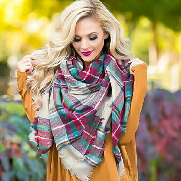 Oversized Plaid Blanket Scarf - Picture 1 of 2