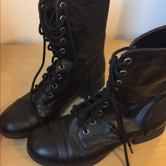 Black boots