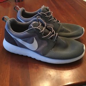 Men's Nike Roshe