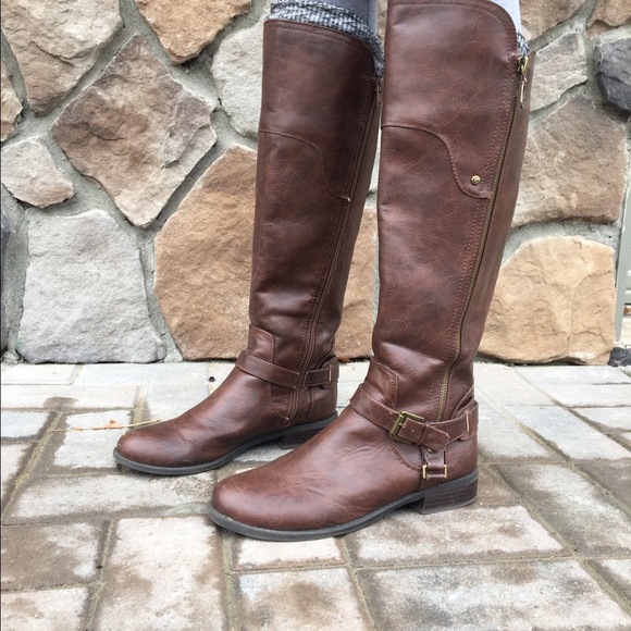 Dark brown tall riding boots!
