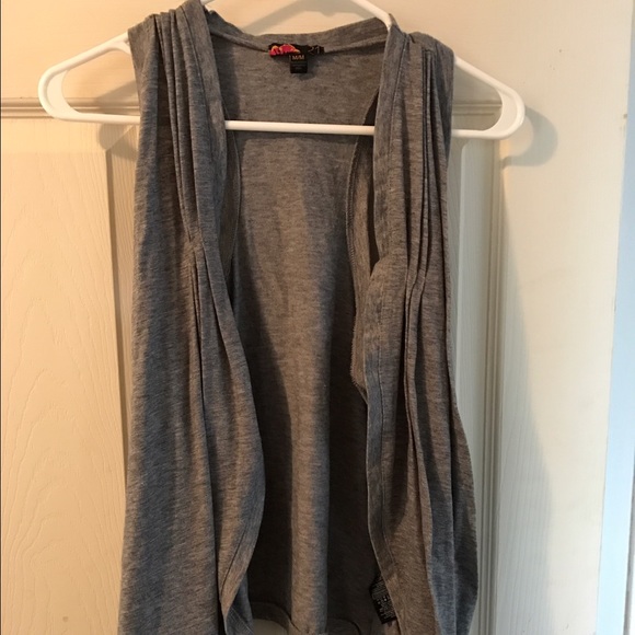 Forever 21 grey vest