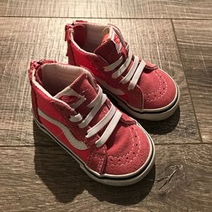 Vans off the wall snickers