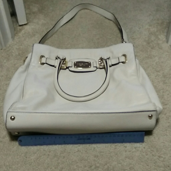 Micheal kors shoulder bag " LAST REDUCTION "
