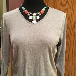 🌷 Essential Gray Layering T-shirt 👚