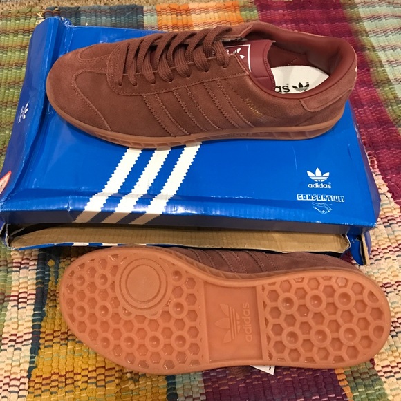 Adidas maroon original gazelle shoes (men 8) - Picture 2 of 3