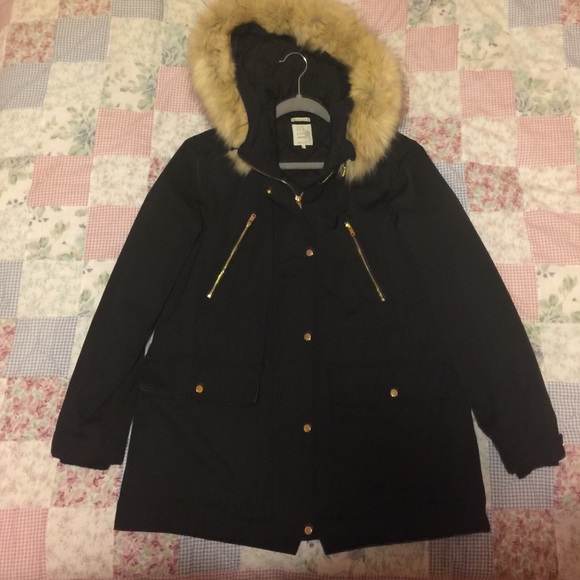 Zara - Coat with Detachable fur on the hood