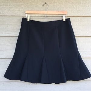Super cute Banana Republic skirt