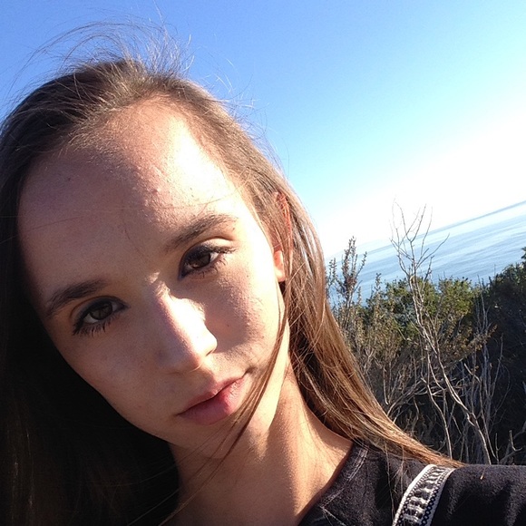 Meet your Posher, Liliya