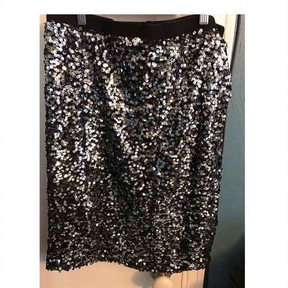 Silver sequin holiday skirt H&M