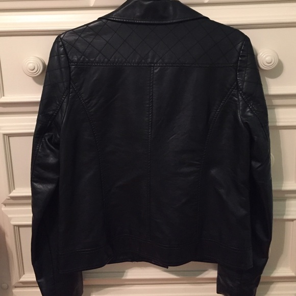 Forever 21 Faux Leather Jacket - Picture 2 of 4