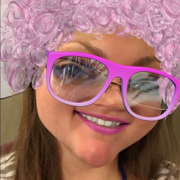 Meet your Posher, Joci