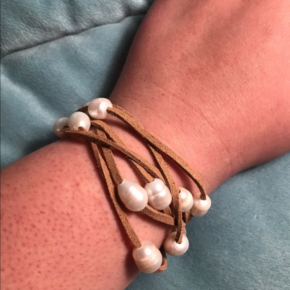 Leather and Pearl Convertible Bracelet/Necklace