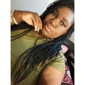 Meet your Posher, Katrina