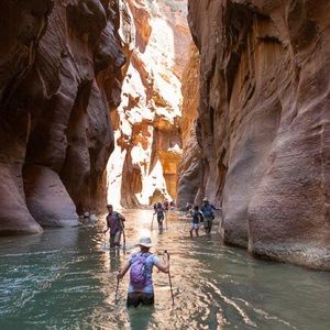 Meet your Posher, Derek