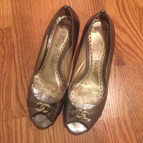 Juicy Couture Heels in Metallic Silver