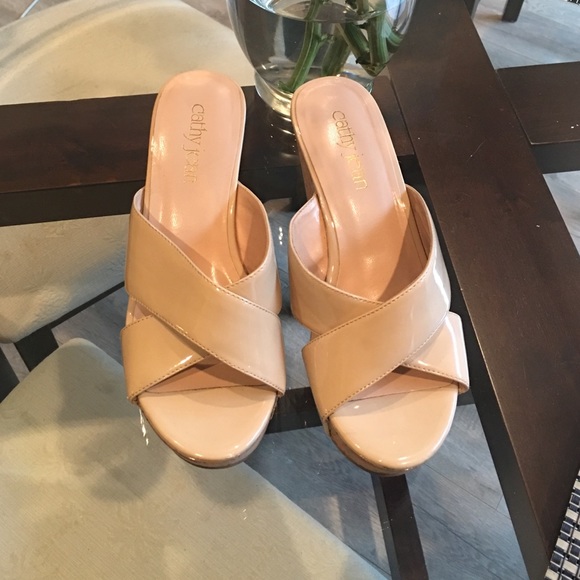 Cathy Jean Wedges size 6