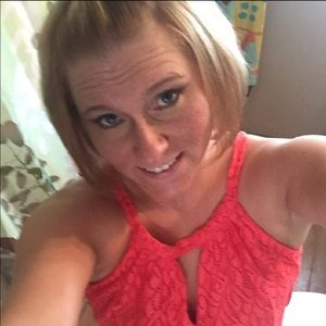 Meet your Posher, Stacy