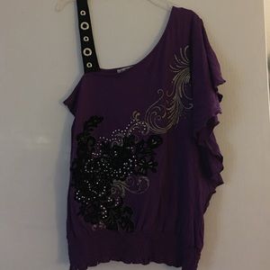 Cute shoulder blouse