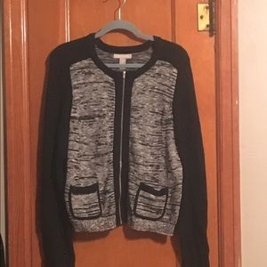 Black/White Banana Republic Sweater