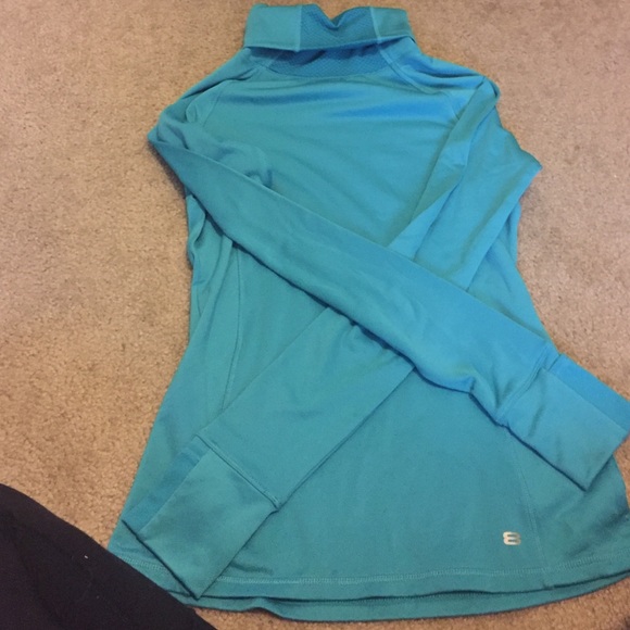 Teal runners pullover