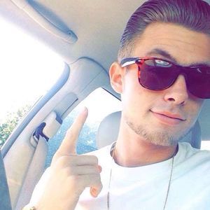 Meet your Posher, Brandon