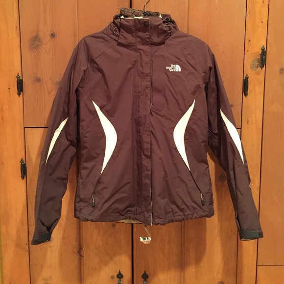 The north face ski/snowboarding coat.