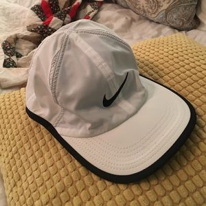 NWOT Nike Dri-Fit hat