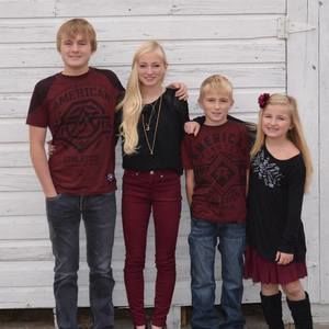 Meet your Posher, Shawnda