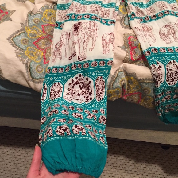 Elephant pants - Picture 3 of 3