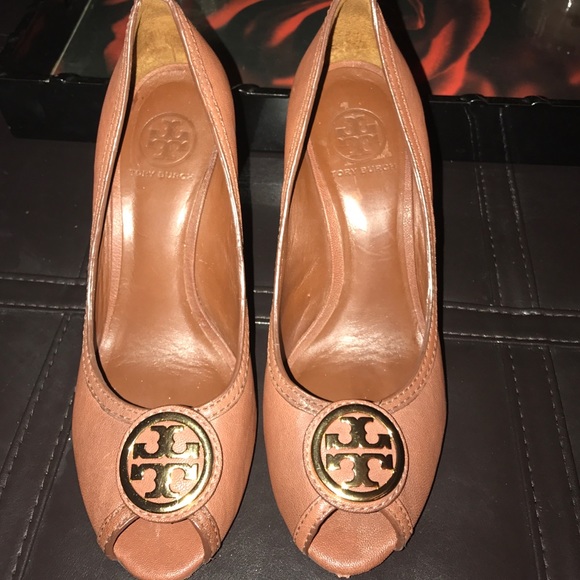 Tori Burch  tan wedge shoe